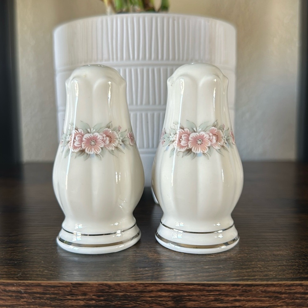 ‎Noritake